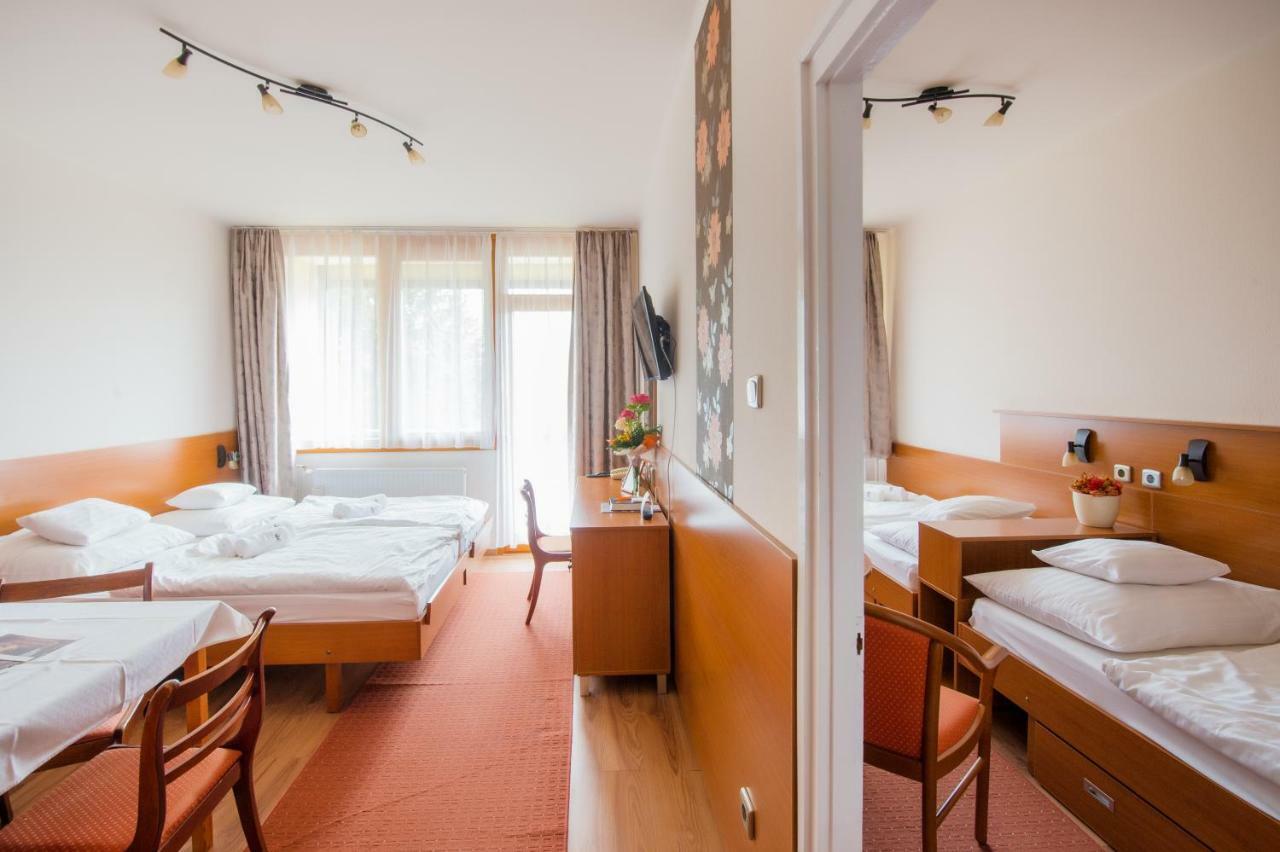 Apartman Hotel Bük Quarto foto